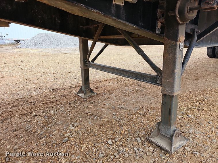 image for item NP9054 1995 Wabash  flatbed trailer