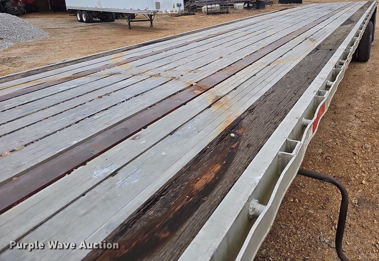 image for item NP9054 1995 Wabash  flatbed trailer