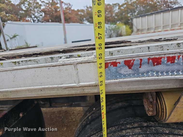 image for item NP9054 1995 Wabash  flatbed trailer