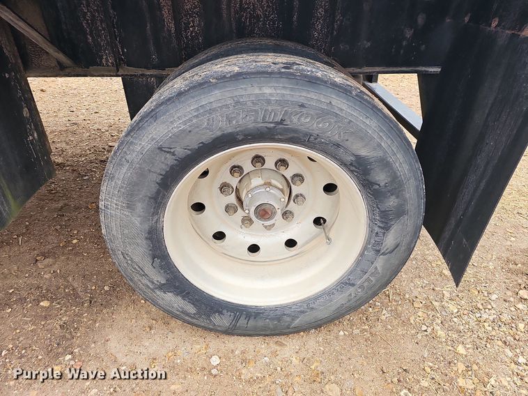 image for item NP9054 1995 Wabash  flatbed trailer