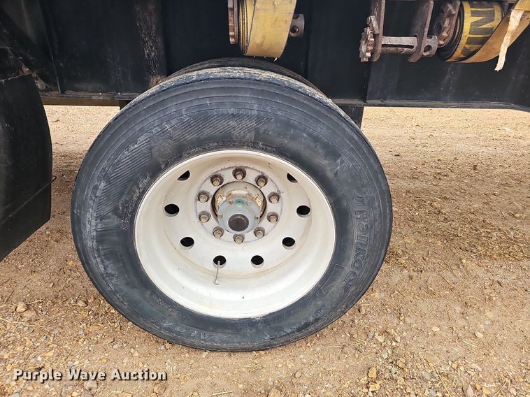 image for item NP9054 1995 Wabash  flatbed trailer