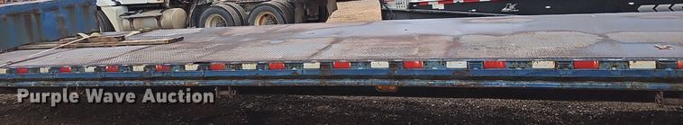 image for item NP9056 2006 Trail King TK70LCS-532  drop deck trailer