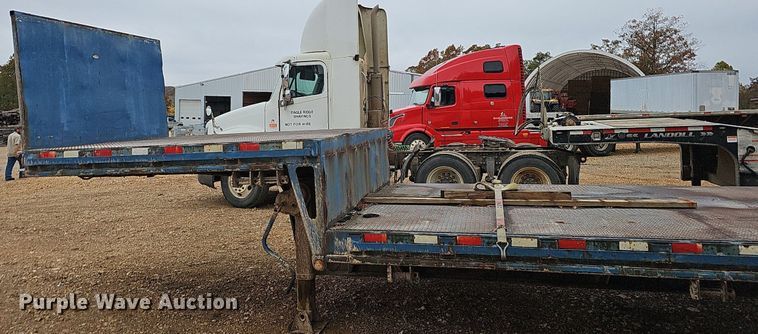 image for item NP9056 2006 Trail King TK70LCS-532  drop deck trailer