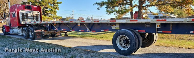 image for item NP9063 2013 Utility Trailer  flatbed trailer