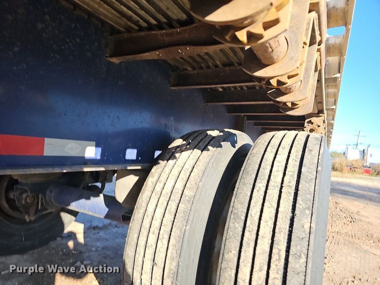 image for item NP9063 2013 Utility Trailer  flatbed trailer