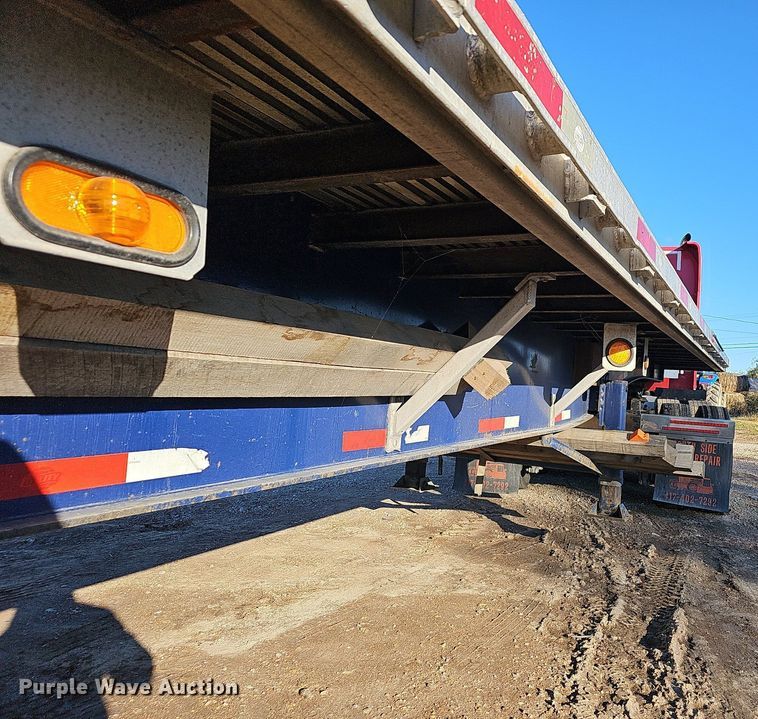 image for item NP9063 2013 Utility Trailer  flatbed trailer