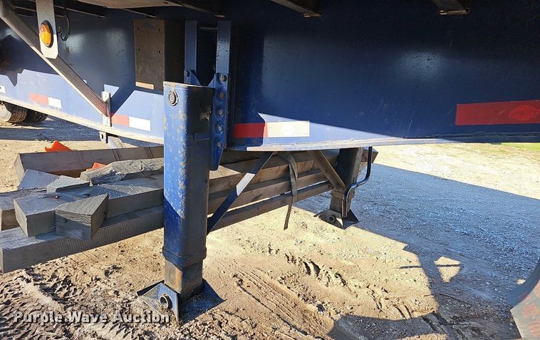 image for item NP9063 2013 Utility Trailer  flatbed trailer