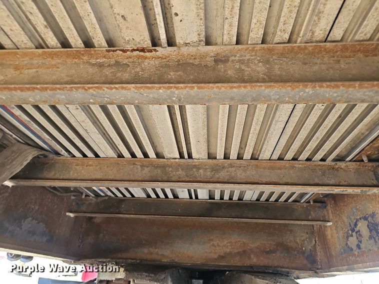 image for item NP9063 2013 Utility Trailer  flatbed trailer