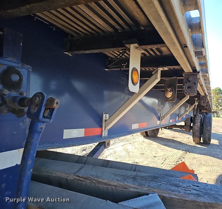 image for item NP9063 2013 Utility Trailer  flatbed trailer