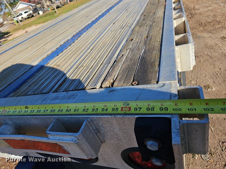 image for item NP9063 2013 Utility Trailer  flatbed trailer