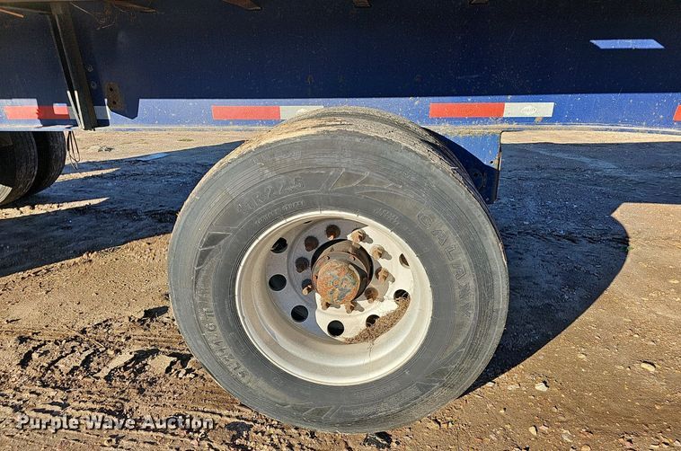 image for item NP9063 2013 Utility Trailer  flatbed trailer