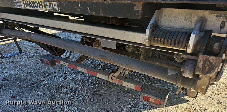 image for item NP9097 1999 Kenworth T800  box truck