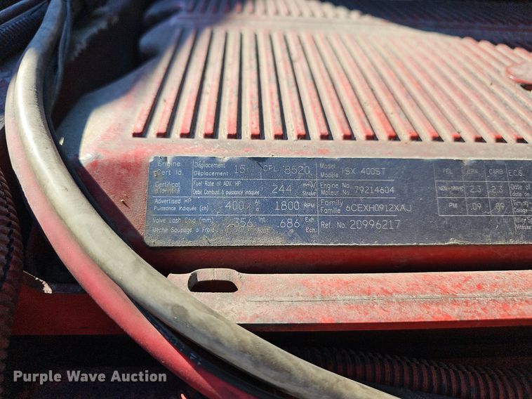 image for item NP9098 2007 Volvo VN  semi truck