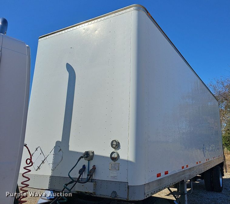 image for item NP9099 1988 Road Systems  dry van trailer