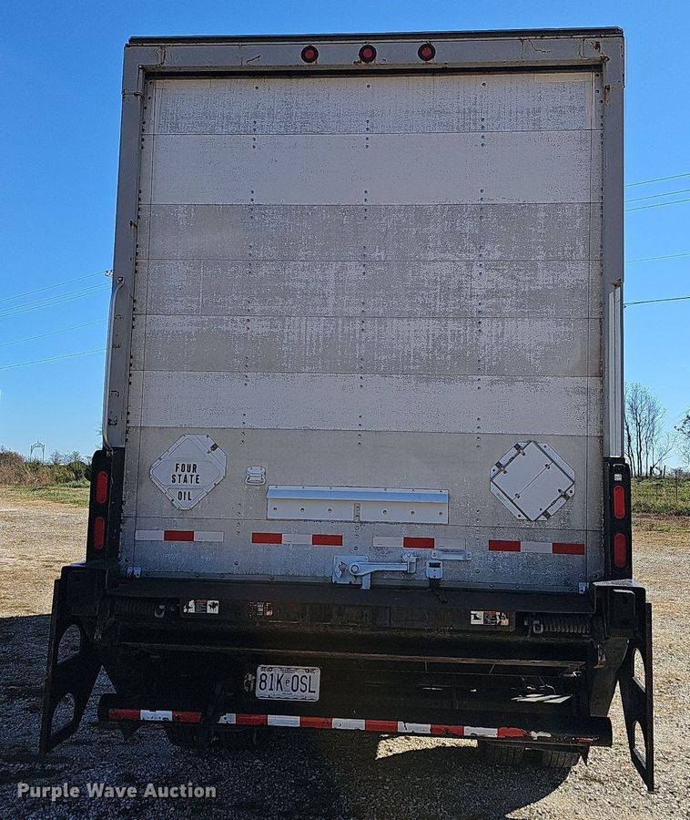 image for item NP9099 1988 Road Systems  dry van trailer