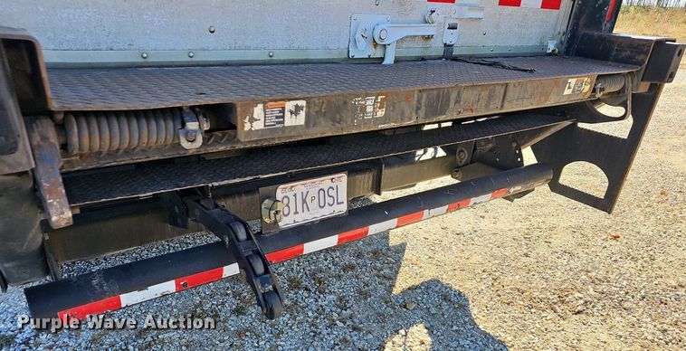 image for item NP9099 1988 Road Systems  dry van trailer