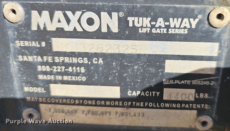 image for item NP9099 1988 Road Systems  dry van trailer