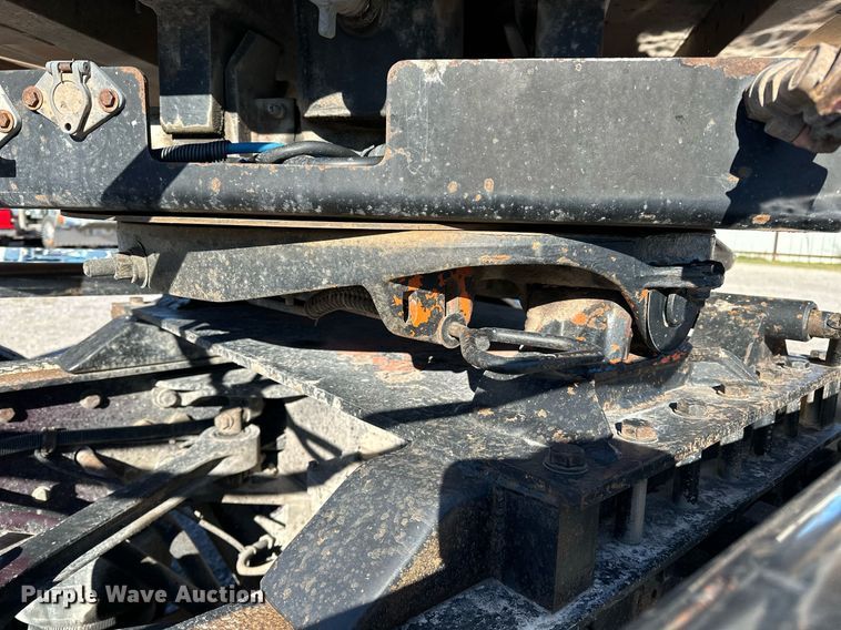 image for item NQ9543 1999 Kenworth W900  semi truck