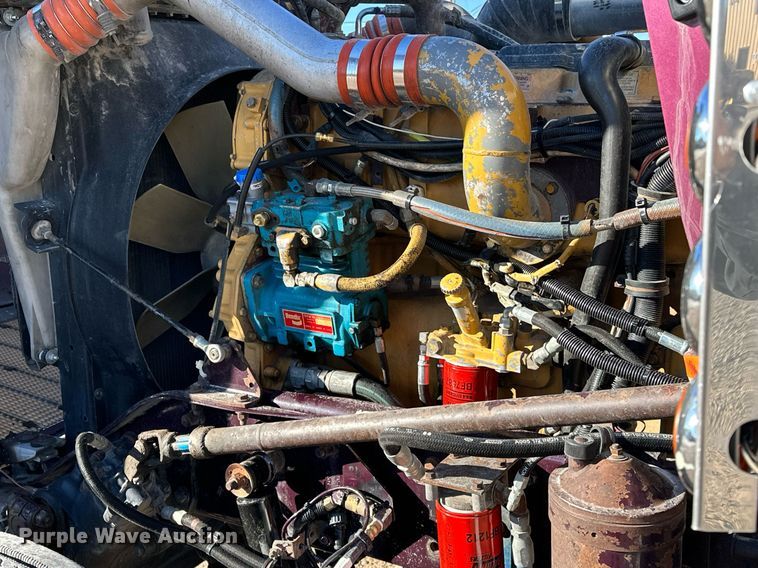 image for item NQ9543 1999 Kenworth W900  semi truck