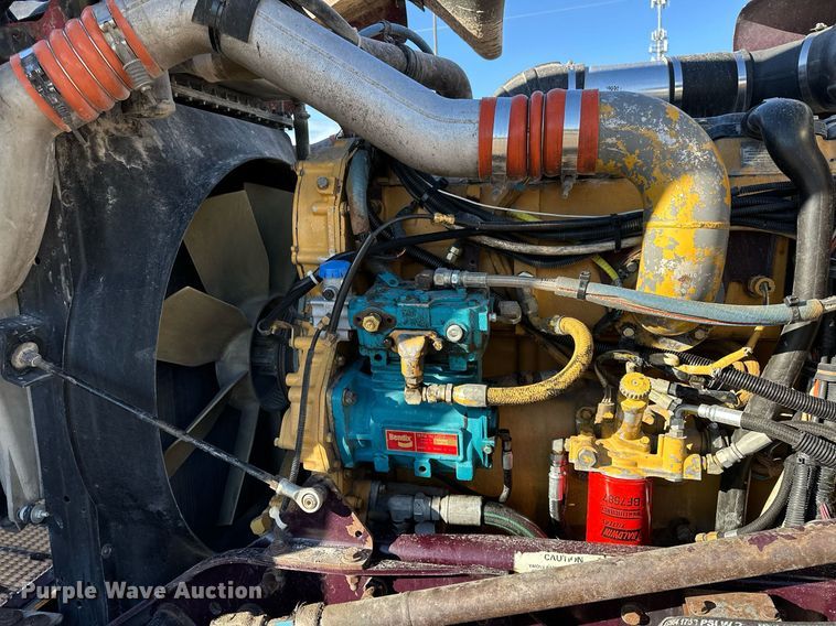 image for item NQ9543 1999 Kenworth W900  semi truck