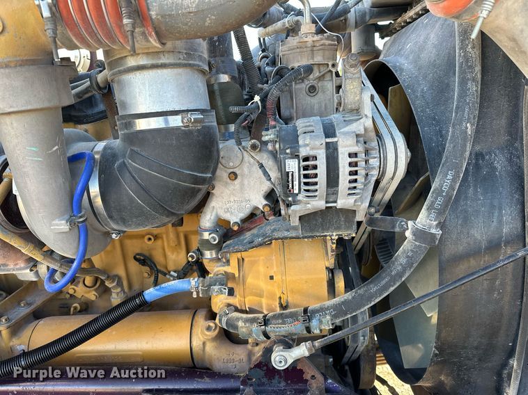 image for item NQ9543 1999 Kenworth W900  semi truck