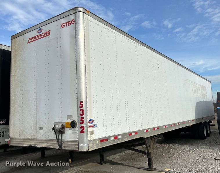 image for item NR9382 2009 Utility Trailers VS2DX  dry van trailer