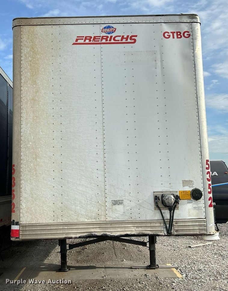 image for item NR9382 2009 Utility Trailers VS2DX  dry van trailer