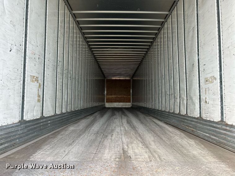 image for item NR9382 2009 Utility Trailers VS2DX  dry van trailer