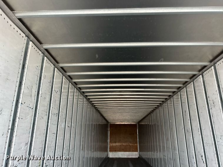 image for item NR9382 2009 Utility Trailers VS2DX  dry van trailer