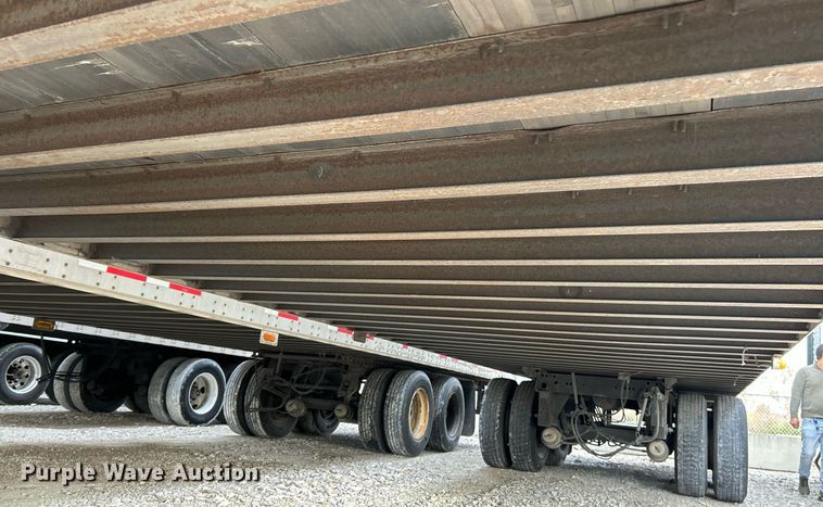 image for item NR9382 2009 Utility Trailers VS2DX  dry van trailer