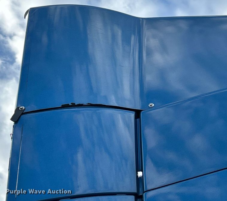 image for item NR9383 2014 Volvo VNL  semi truck