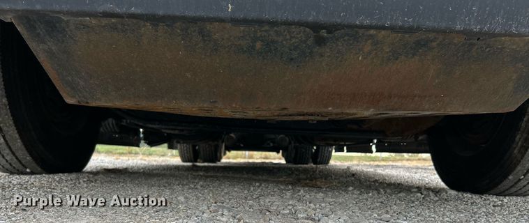 image for item NR9383 2014 Volvo VNL  semi truck