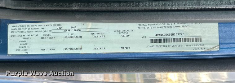 image for item NR9383 2014 Volvo VNL  semi truck