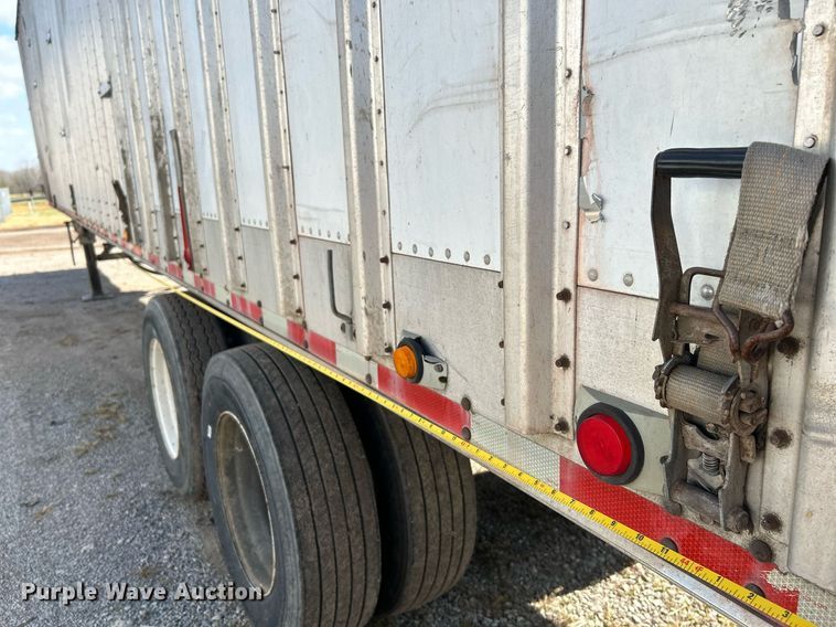 image for item NR9413 2005 Imco walking floor trailer