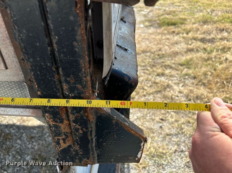 image for item NR9413 2005 Imco walking floor trailer