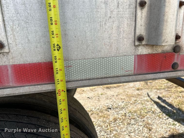 image for item NR9413 2005 Imco walking floor trailer