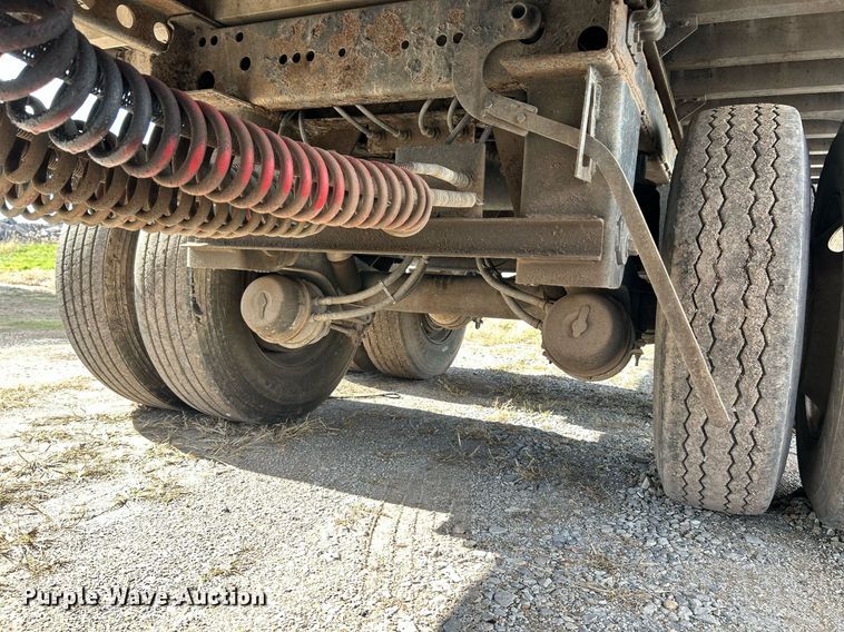 image for item NR9413 2005 Imco walking floor trailer