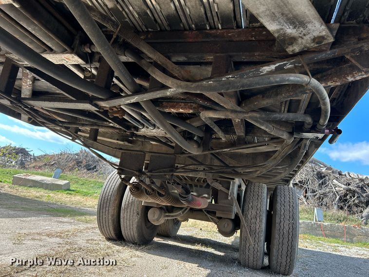 image for item NR9413 2005 Imco walking floor trailer