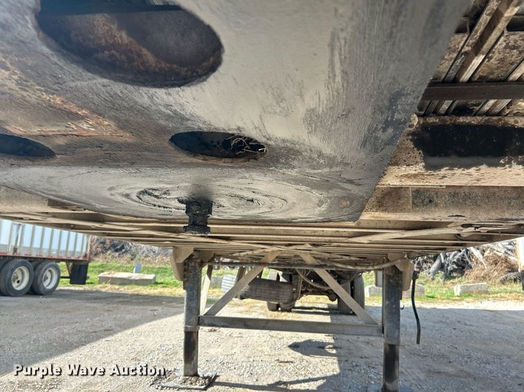 image for item NR9413 2005 Imco walking floor trailer