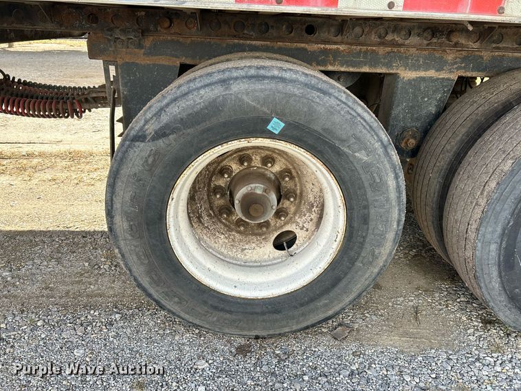 image for item NR9413 2005 Imco walking floor trailer