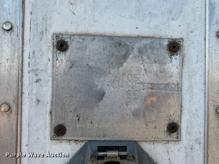 image for item NR9413 2005 Imco walking floor trailer