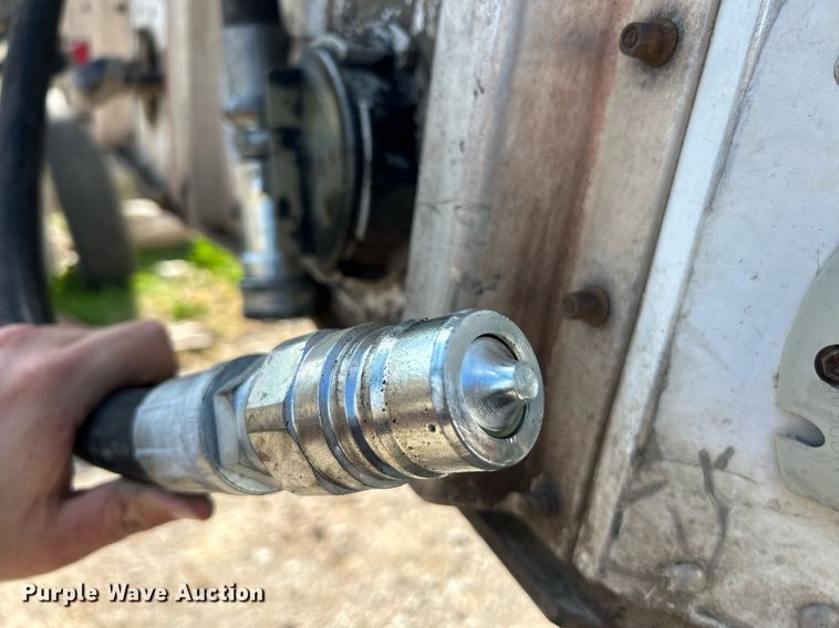 image for item NR9414 2006 Imco walking floor trailer