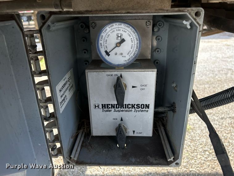 image for item NR9414 2006 Imco walking floor trailer