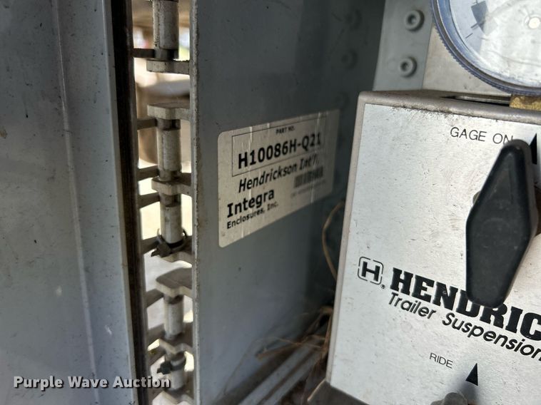 image for item NR9414 2006 Imco walking floor trailer