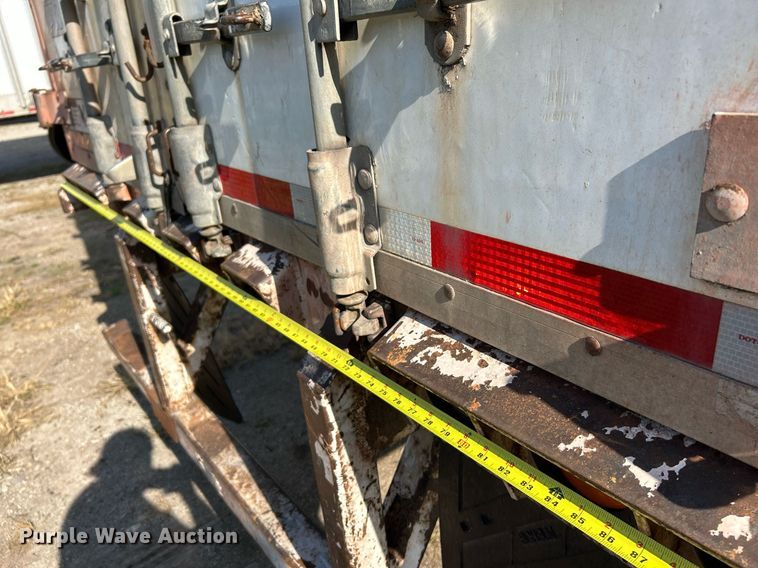 image for item NR9414 2006 Imco walking floor trailer