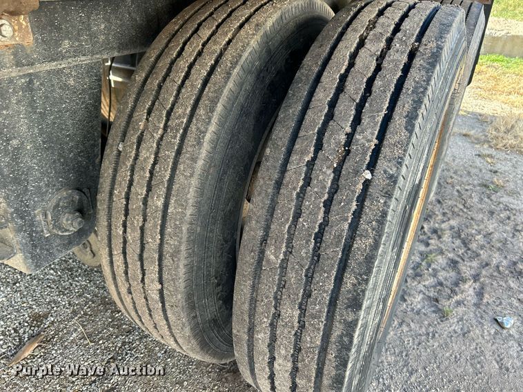 image for item NR9414 2006 Imco walking floor trailer