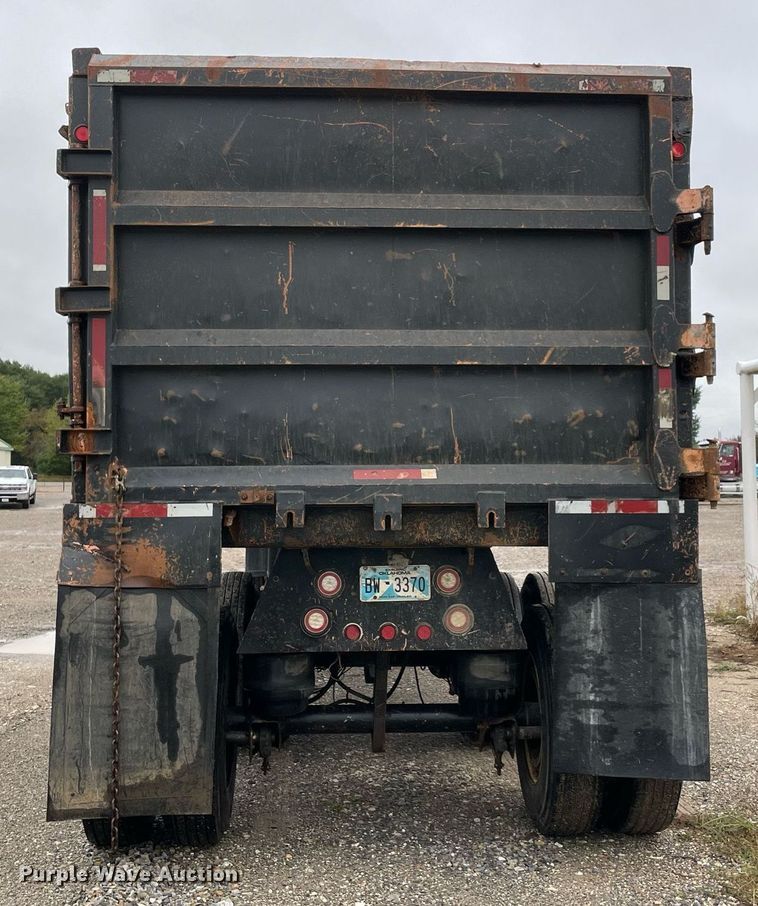 image for item NZ9014 2002 Clement HL-3966-AIR  end dump trailer