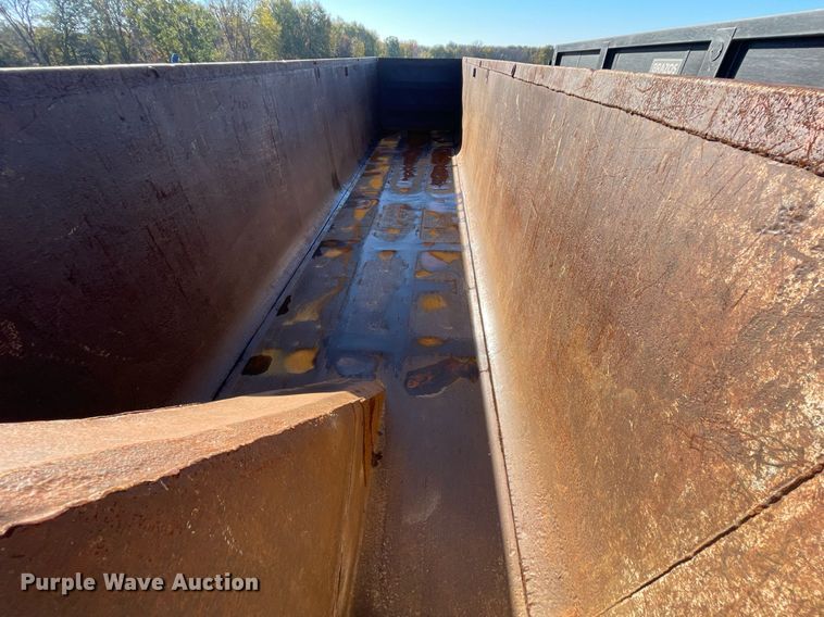 image for item NZ9014 2002 Clement HL-3966-AIR  end dump trailer