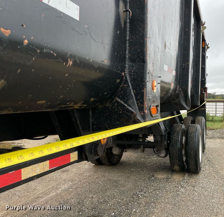 image for item NZ9014 2002 Clement HL-3966-AIR  end dump trailer