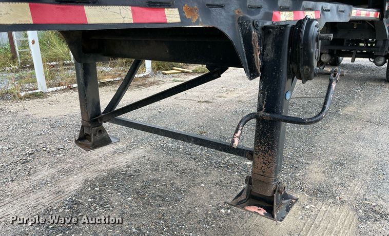 image for item NZ9014 2002 Clement HL-3966-AIR  end dump trailer